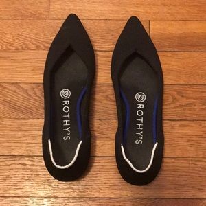 Rothy’s black flats